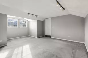 9 April Ln, Lexington, MA 02421 - Photo 31