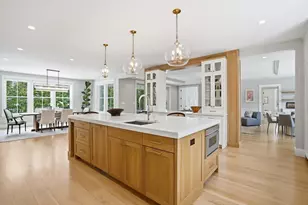 9 Pelham Rd, Lexington, MA 02421 - Photo 5