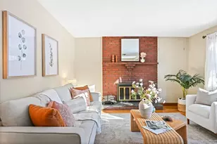 48 Grapevine Ave, Lexington, MA 02421 - Photo 9