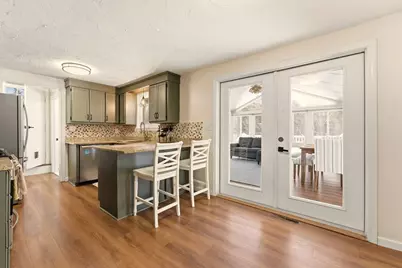 58 Holliston St, Medway, MA 02053 - Photo 5