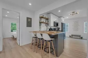 107 Mason St, Salem, MA 01970 - Photo 1