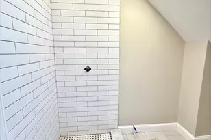 82 Elmer Rd, Boston, MA 02124 - Photo 15