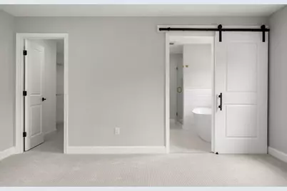 3 Whitman Circle #3, Bellingham, MA 02019 - Photo 5