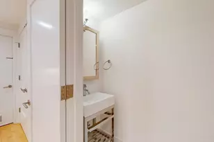 588 Tremont St, Boston, MA 02118 - Photo 29