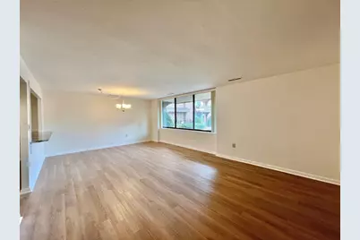 1004 Paradise Rd #1H, Swampscott, MA 01907 - Photo 3