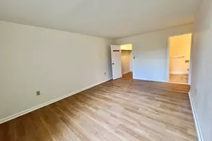 1004 Paradise Rd, Swampscott, MA 01907 - Photo 15