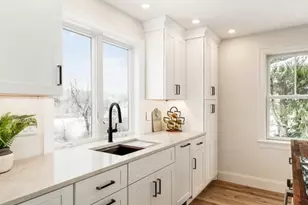 145 Main St, Essex, MA 01929 - Photo 5