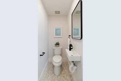 145 Main Street #4, Essex, MA 01929 - Photo 7