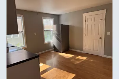 15 Breck St, Worcester, MA 01605 - Photo 3