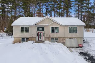 26 Water St, Oxford, MA 01540 - Photo 1