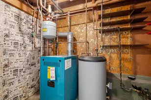 56 Greenleaf Cir, Framingham, MA 01701 - Photo 19