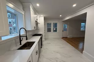 10 Beech St, Cambridge, MA 02140 - Photo 3