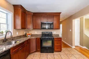 377 Rumonoski Dr, Northbridge, MA 01534 - Photo 7