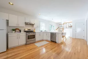 81 Parish Rd, Needham, MA 02494 - Photo 15