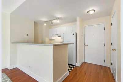534 Beacon St #302, Boston, MA 02215 - Photo 1