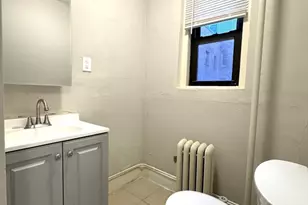 8 Langmaid Ave, Somerville, MA 02145 - Photo 5