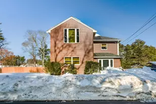 56 Chipaway Rd, Freetown, MA 02717 - Photo 1