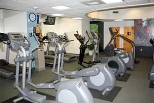 77 Pond Ave, Brookline, MA 02445 - Photo 11