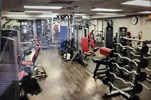 77 Pond Ave, Brookline, MA 02445 - Photo 9