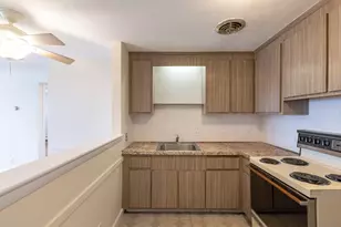 40 Whitman Rd, Waltham, MA 02453 - Photo 5