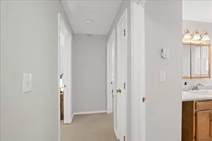 46 Lexington Rd, Millbury, MA 01527 - Photo 13