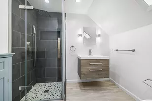 34 Paris St, Everett, MA 02149 - Photo 21