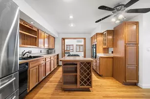 34 Paris St, Everett, MA 02149 - Photo 3