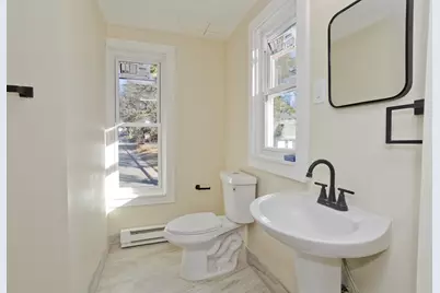 22 Spring St, Ware, MA 01082 - Photo 33