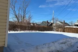 10 Cottage St, Worcester, MA 01609 - Photo 23