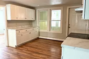 10 Cottage St, Worcester, MA 01609 - Photo 17