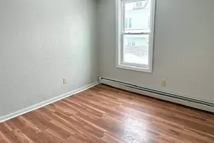 10 Cottage St, Worcester, MA 01609 - Photo 11