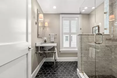 28 Bradford St, Boston, MA 02118 - Photo 31