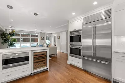 28 Bradford St, Boston, MA 02118 - Photo 19