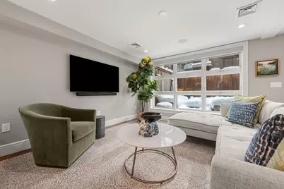 28 Bradford St #28, Boston, MA 02118 - Photo 9