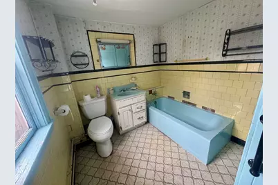 649 Horseneck Rd, Dartmouth, MA 02748 - Photo 19