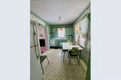 649 Horseneck Rd, Dartmouth, MA 02748 - Photo 13