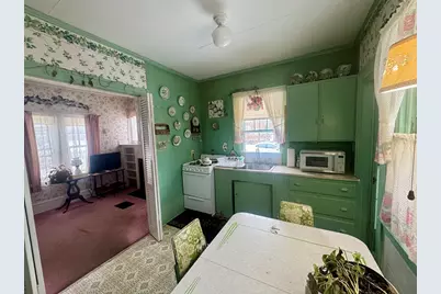 649 Horseneck Rd, Dartmouth, MA 02748 - Photo 11