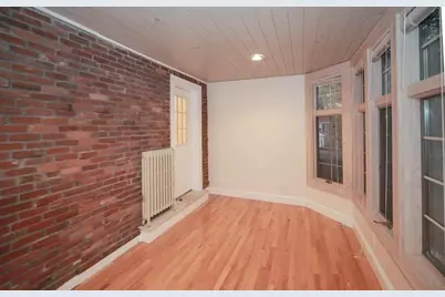 35 Greycliff Rd #1, Boston, MA 02135 - Photo 7