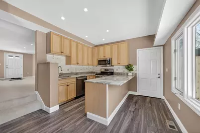 39-41 Neillian St, Bedford, MA 01730 - Photo 29