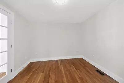 39-41 Neillian St, Bedford, MA 01730 - Photo 19