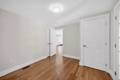 39-41 Neillian St, Bedford, MA 01730 - Photo 21