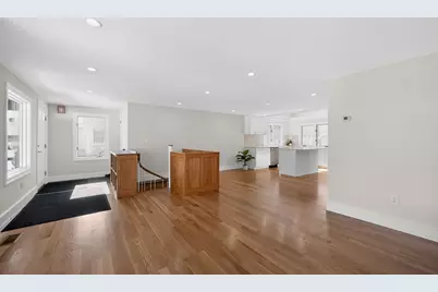 39-41 Neillian St, Bedford, MA 01730 - Photo 7