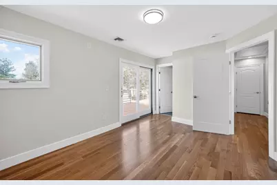 39-41 Neillian St, Bedford, MA 01730 - Photo 13