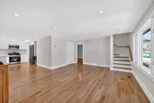 41 Neillian St, Bedford, MA 01730 - Photo 7