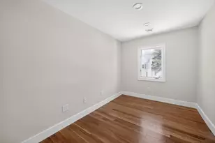 41 Neillian St, Bedford, MA 01730 - Photo 23