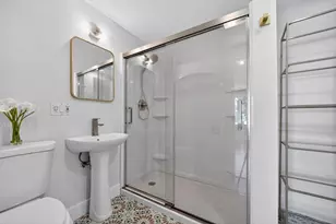 41 Neillian St, Bedford, MA 01730 - Photo 9