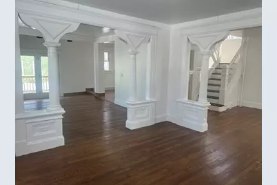 89 Bristol St, Springfield, MA 01109 - Photo 11