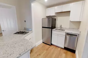 65 Walden St, Somerville, MA 02140 - Photo 3