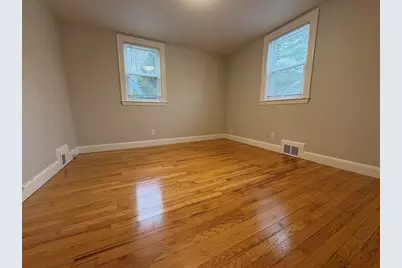 41 Margaret Rd #Single, Newton, MA 02461 - Photo 5