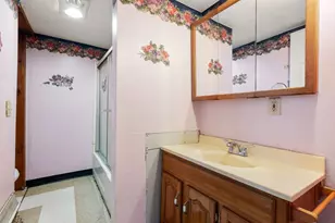 178 Brimfield Rd, Holland, MA 01521 - Photo 27